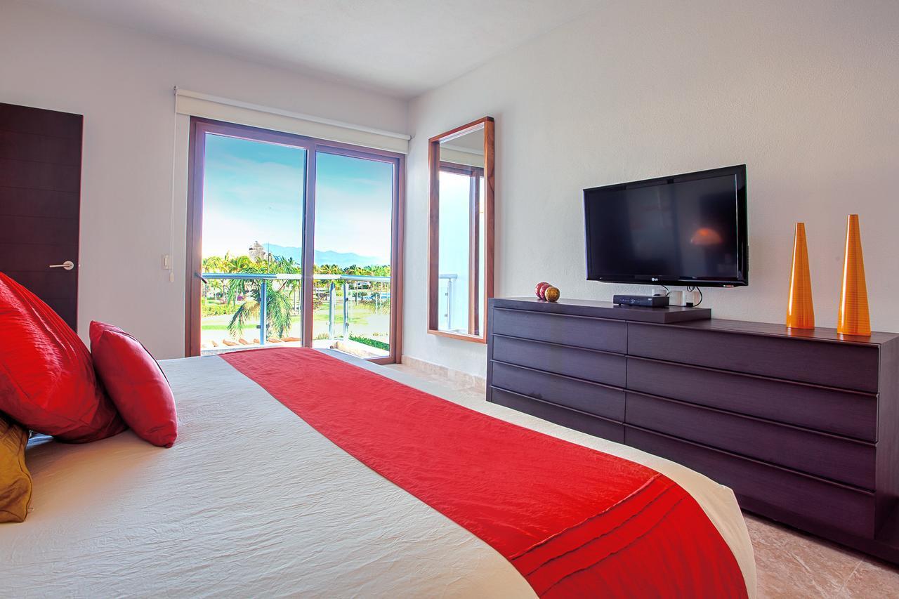 B Nayar Family Luxury Suites & Villas Residences La Cruz de Huanacaxtle Extérieur photo